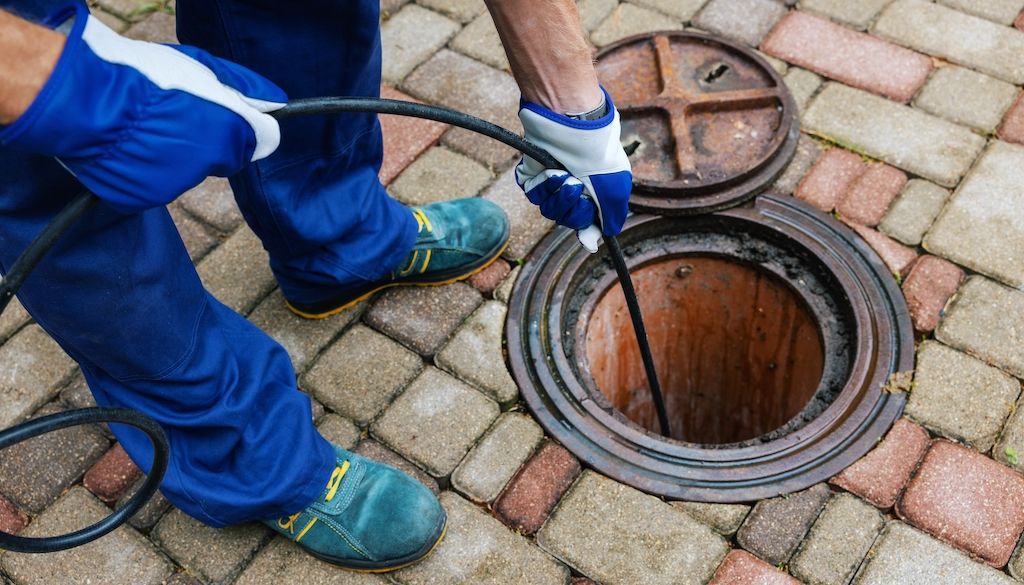Hydro Jetting in Cloud Lake